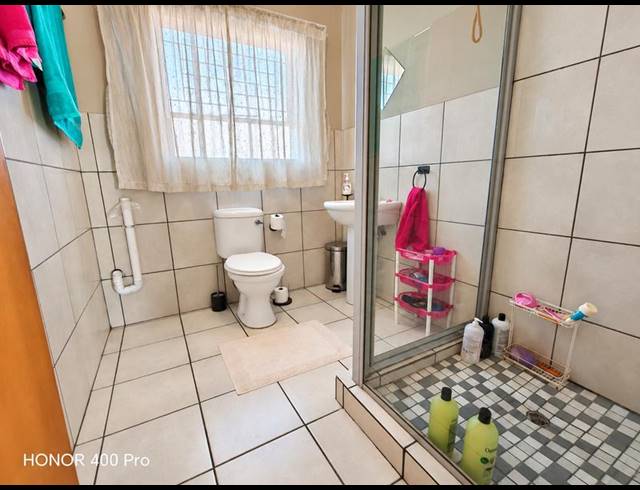 3 BEDROOM PROPERTY TO RENT IN STRUBENVALE